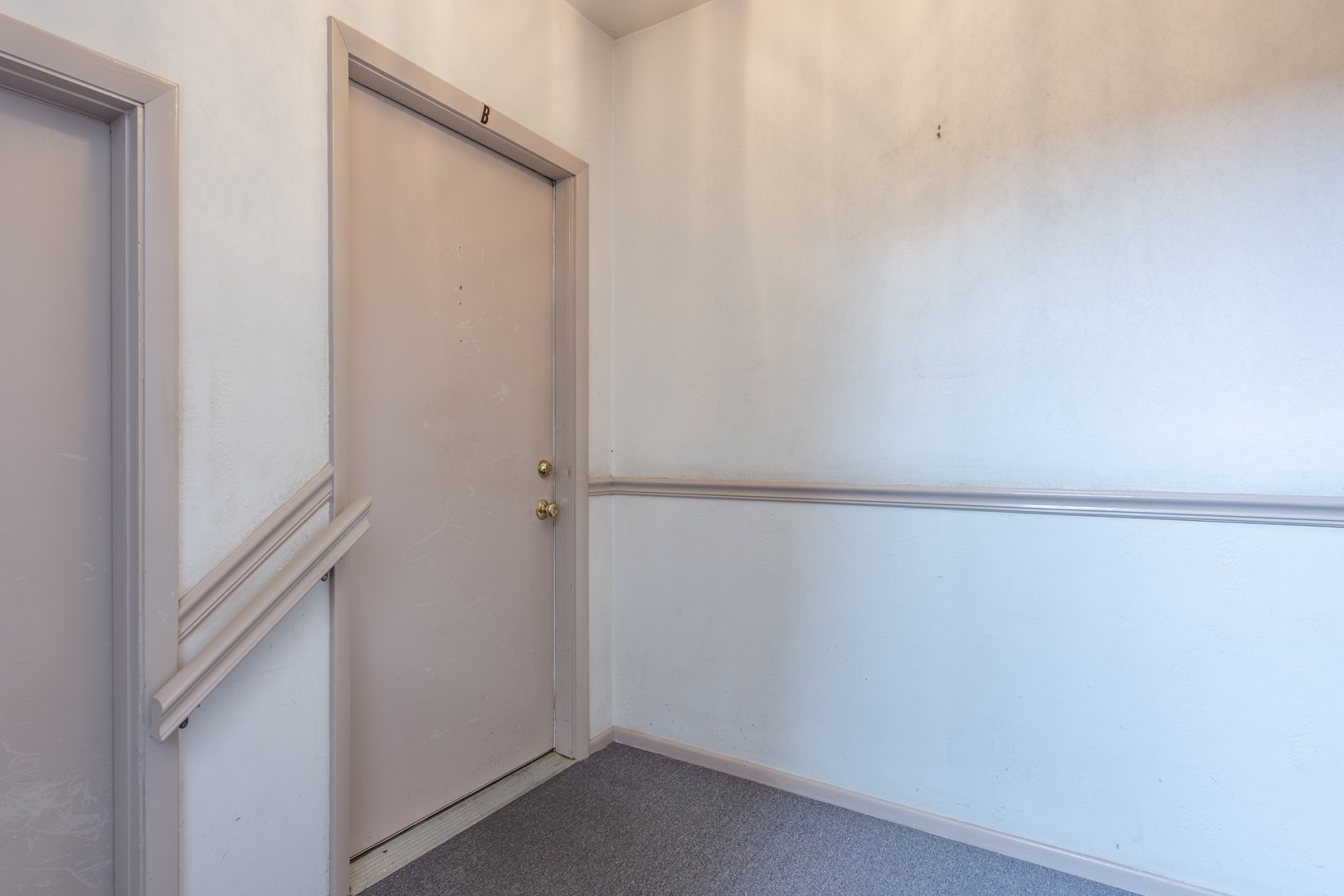 370 Springlake Lane B