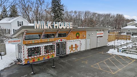 Tiny photo for 163 Maryland Lane, Pingree Grove, IL 60140 (MLS # 12527924)