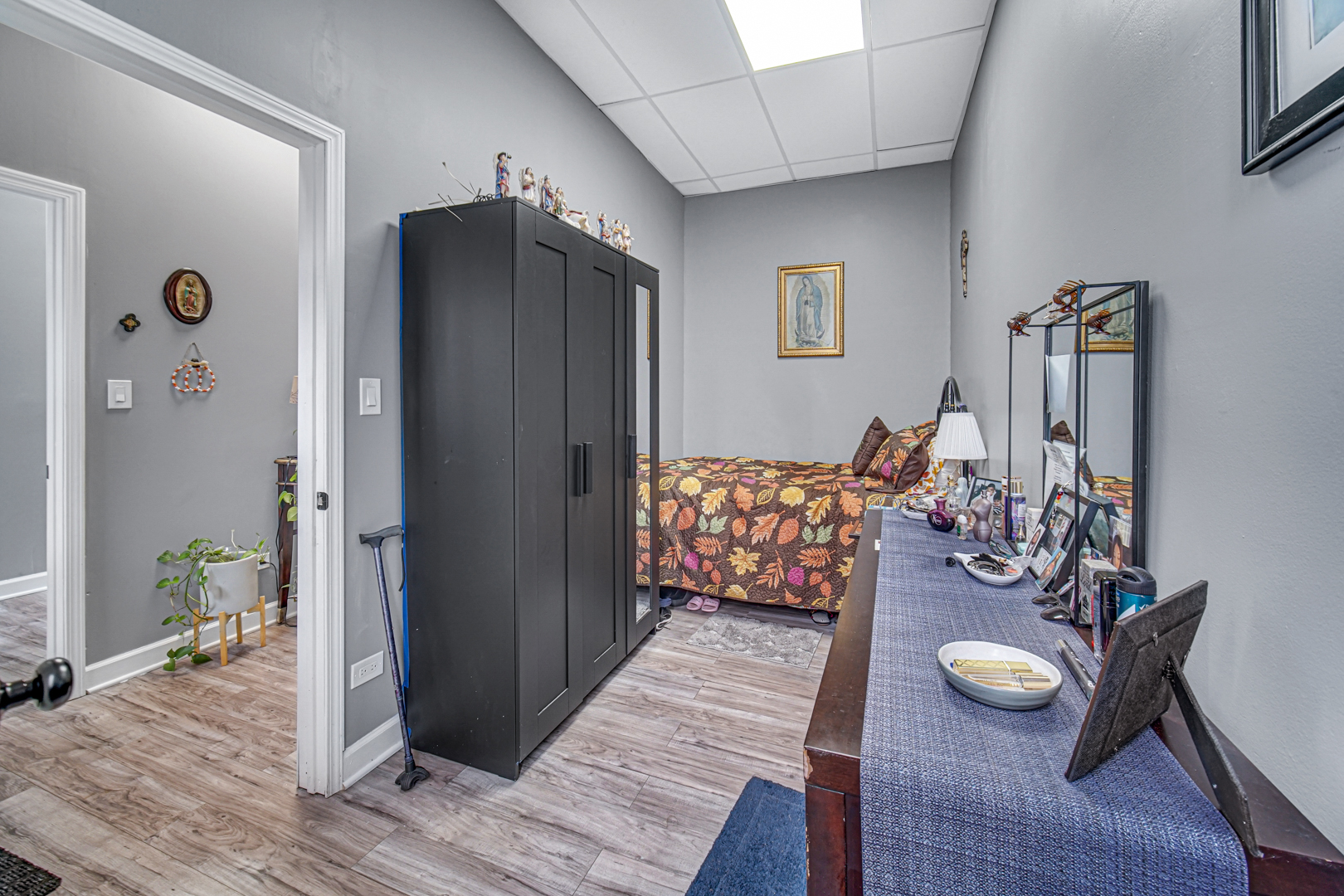 2419 S Albany Avenue