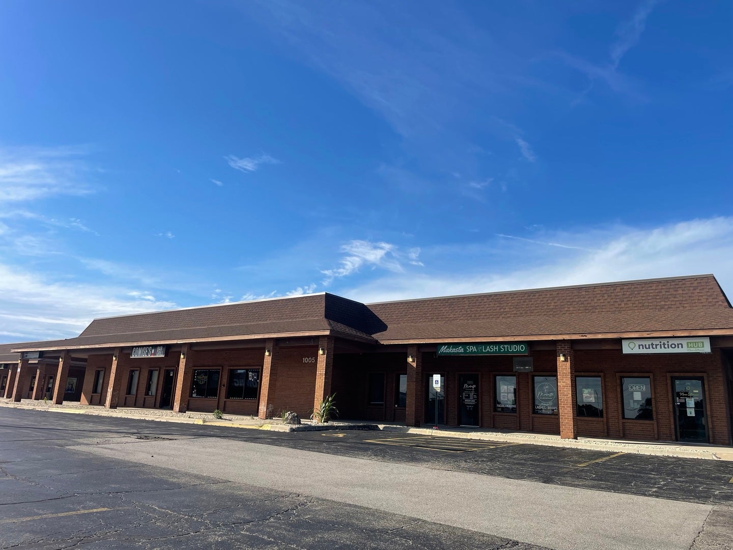 1005 W Laraway Road 270