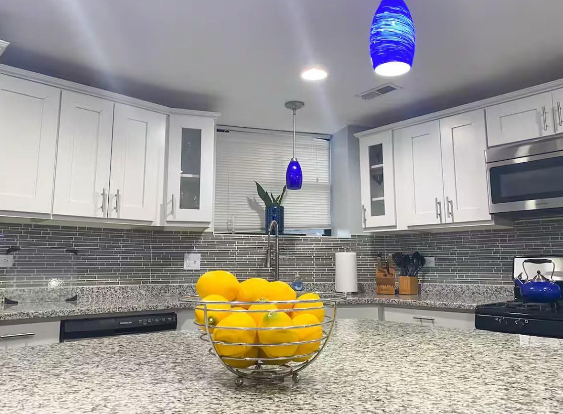 4148 S King Drive G3