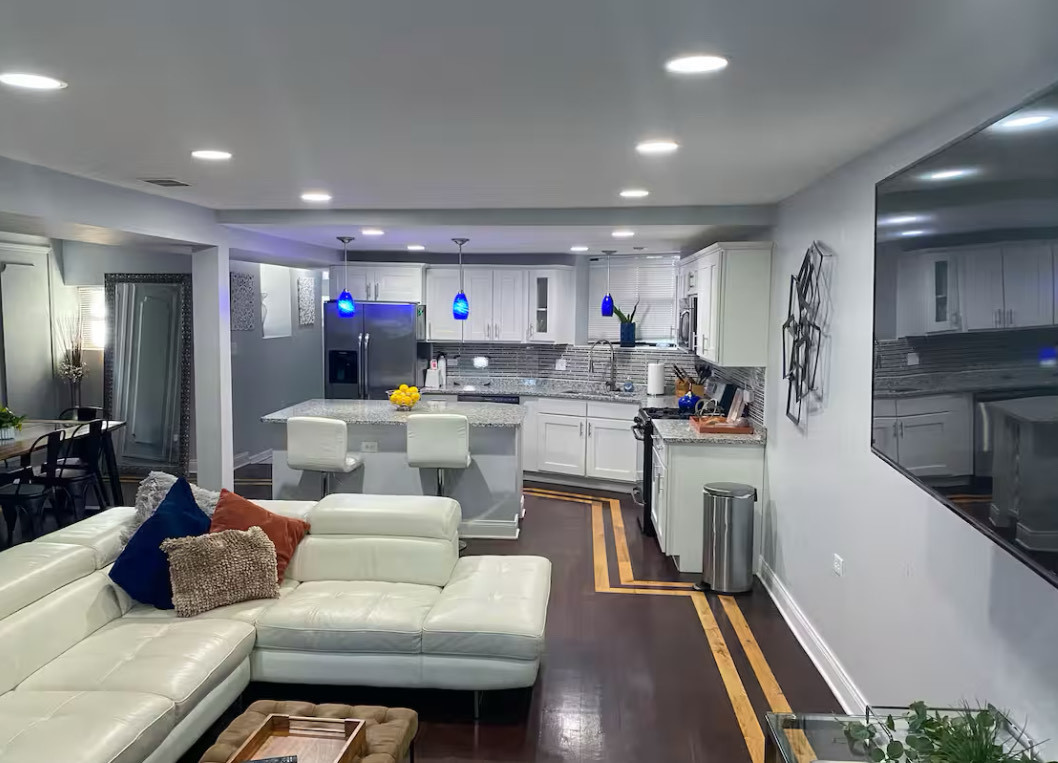 4148 S King Drive G3