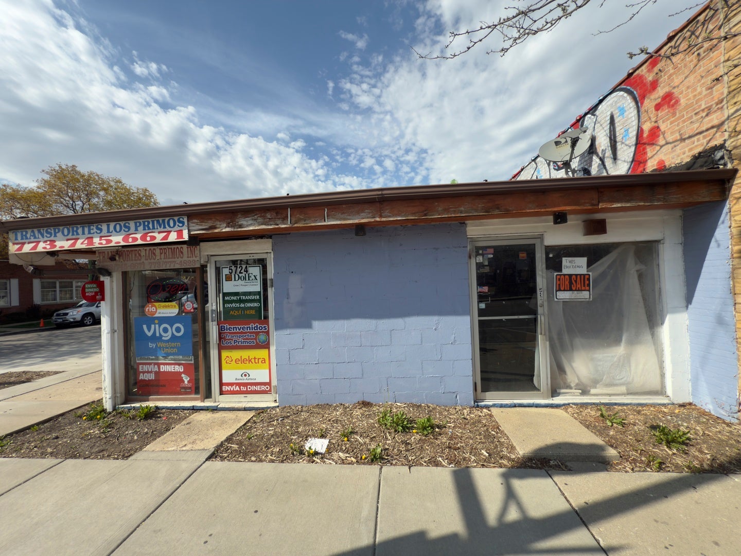 5724 W Diversey Avenue