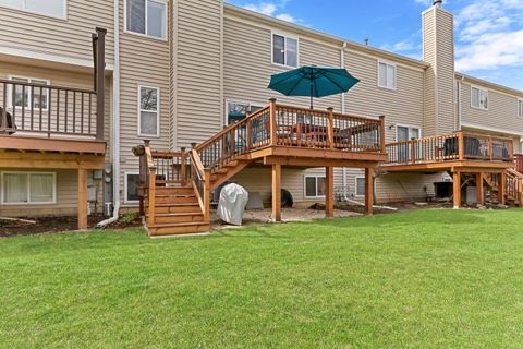 Tiny photo for 6709 E Wellsley Court, Gurnee, IL 60031 (MLS # 12613134)