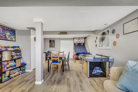 Tiny photo for 6709 E Wellsley Court, Gurnee, IL 60031 (MLS # 12613134)