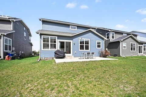 Tiny photo for 2515 LEANDER Court, Woodridge, IL 60517 (MLS # 12679624)