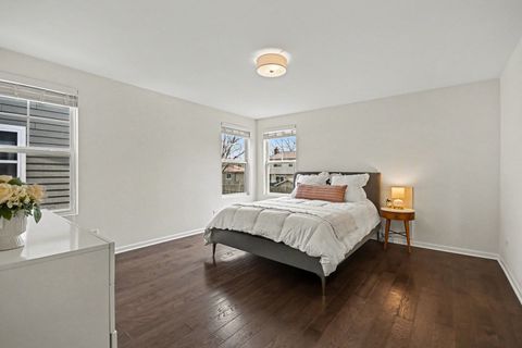 Tiny photo for 2515 LEANDER Court, Woodridge, IL 60517 (MLS # 12679624)