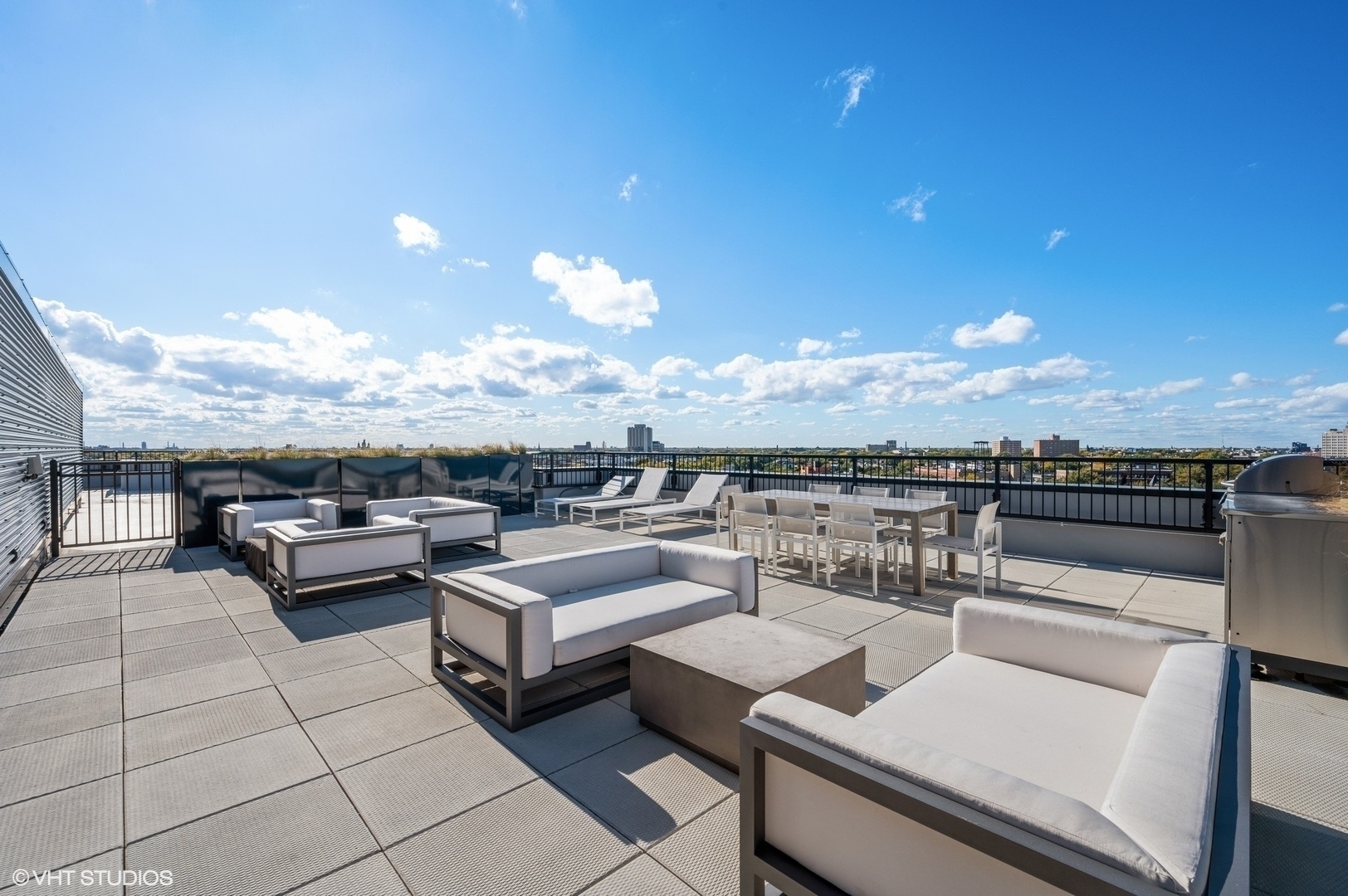 1648 W Division Street 302