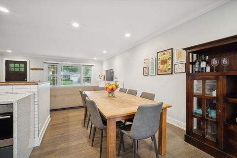 Tiny photo for 505 Pine Court, Lake Bluff, IL 60044 (MLS # 12430546)