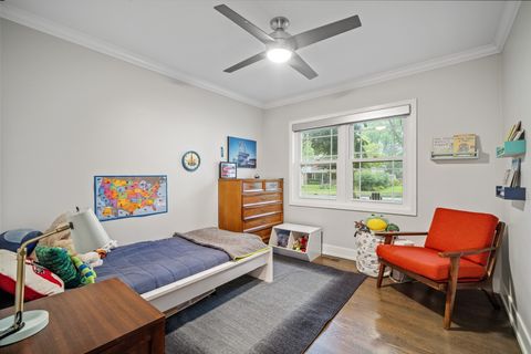 Tiny photo for 505 Pine Court, Lake Bluff, IL 60044 (MLS # 12430546)