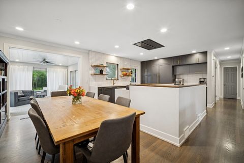 Tiny photo for 505 Pine Court, Lake Bluff, IL 60044 (MLS # 12430546)