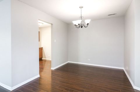 Tiny photo for 1782 Gloucester Court #B, Wheaton, IL 60189 (MLS # 12622313)