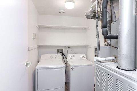 Tiny photo for 1782 Gloucester Court #B, Wheaton, IL 60189 (MLS # 12622313)