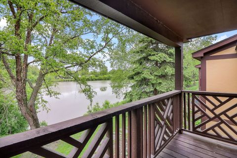 Tiny photo for 1782 Gloucester Court #B, Wheaton, IL 60189 (MLS # 12622313)