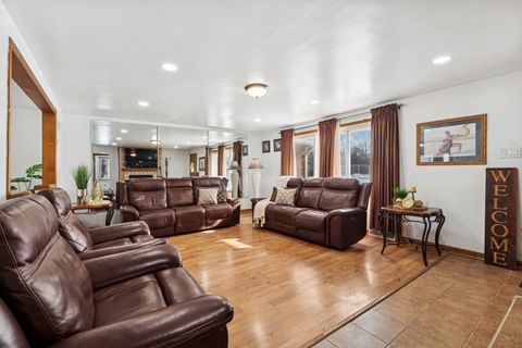 Tiny photo for 3904 W 137th Street, Crestwood, IL 60418 (MLS # 12597410)