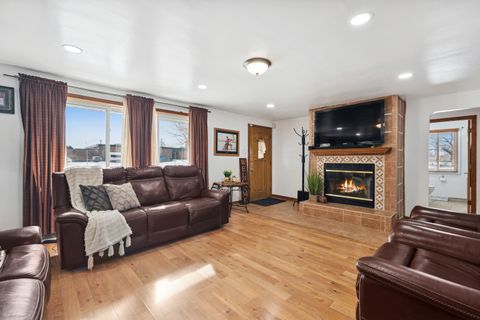 Tiny photo for 3904 W 137th Street, Crestwood, IL 60418 (MLS # 12597410)