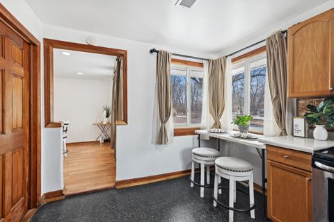 Tiny photo for 3904 W 137th Street, Crestwood, IL 60418 (MLS # 12597410)