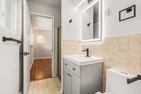 Tiny photo for 16914 Parkside Avenue, South Holland, IL 60473 (MLS # 12555630)