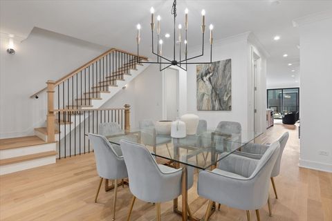 Tiny photo for 3719 N Bosworth Avenue, Chicago, IL 60613 (MLS # 12472954)