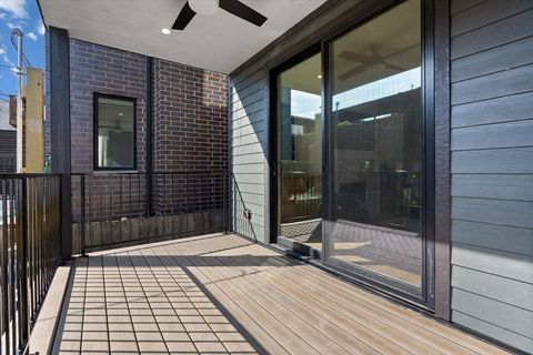 Tiny photo for 3719 N Bosworth Avenue, Chicago, IL 60613 (MLS # 12472954)