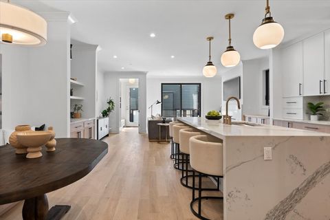 Tiny photo for 3719 N Bosworth Avenue, Chicago, IL 60613 (MLS # 12472954)