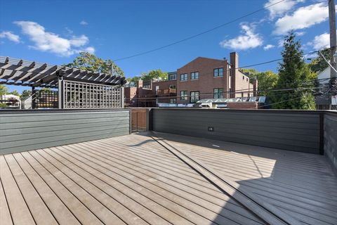 Tiny photo for 3719 N Bosworth Avenue, Chicago, IL 60613 (MLS # 12472954)