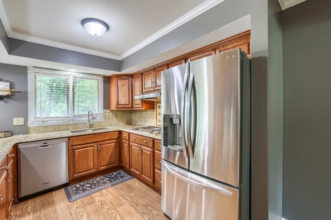 Tiny photo for 823 Greenwood Avenue, Carpentersville, IL 60110 (MLS # 12684282)