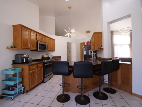 Tiny photo for 6706 Pondview Drive, Tinley Park, IL 60477 (MLS # 12605384)