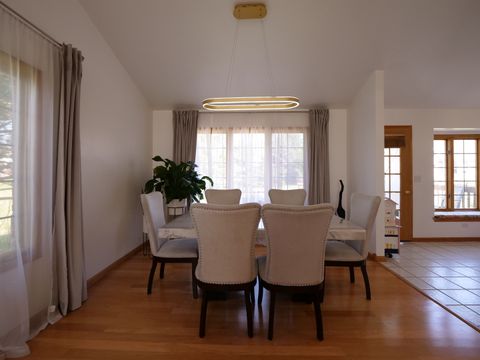 Tiny photo for 6706 Pondview Drive, Tinley Park, IL 60477 (MLS # 12605384)