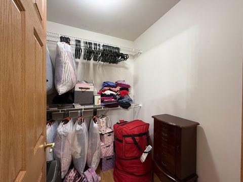 Tiny photo for 6706 Pondview Drive, Tinley Park, IL 60477 (MLS # 12605384)