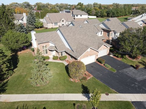 Tiny photo for 6706 Pondview Drive, Tinley Park, IL 60477 (MLS # 12605384)
