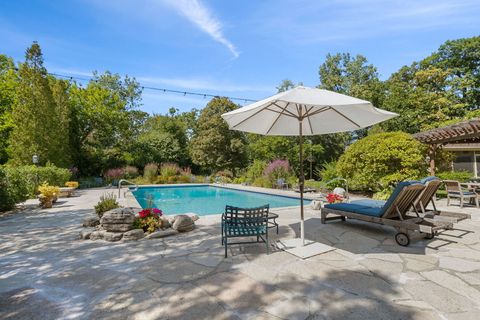 Tiny photo for 24132 N Bridle Trail Road, Lake Forest, IL 60045 (MLS # 12472927)