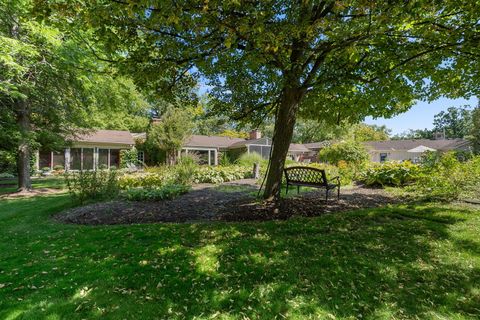 Tiny photo for 24132 N Bridle Trail Road, Lake Forest, IL 60045 (MLS # 12472927)