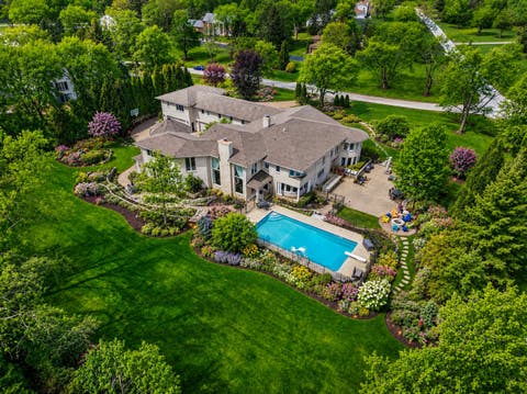 Photo of 1877 Banbury Road, Inverness, IL 60067 (MLS # 12695976)