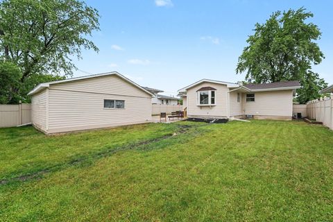 Tiny photo for 2847 194th Street, Lansing, IL 60438 (MLS # 12652579)