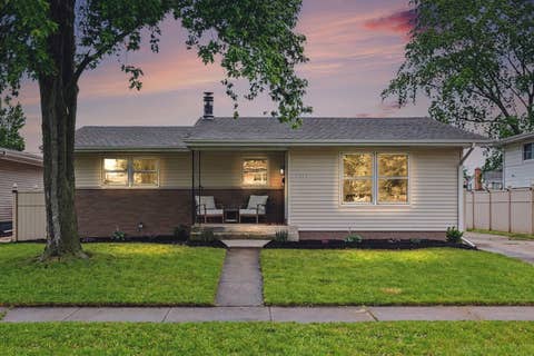 Tiny photo for 2847 194th Street, Lansing, IL 60438 (MLS # 12652579)