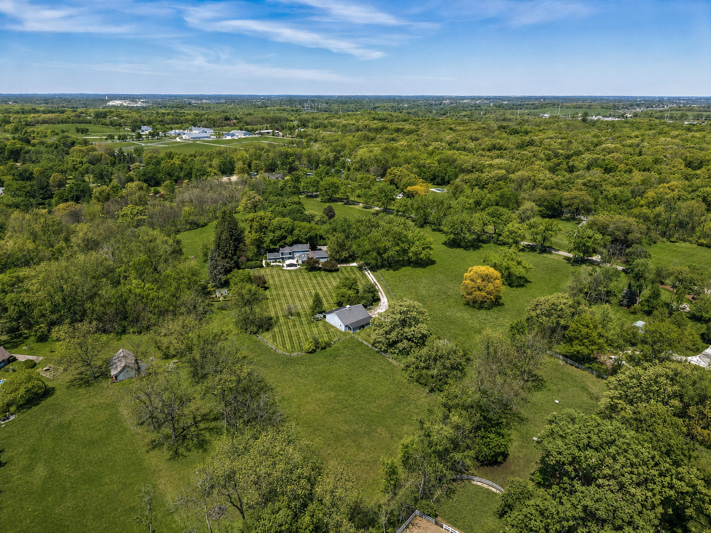 33W451 Surrey Road