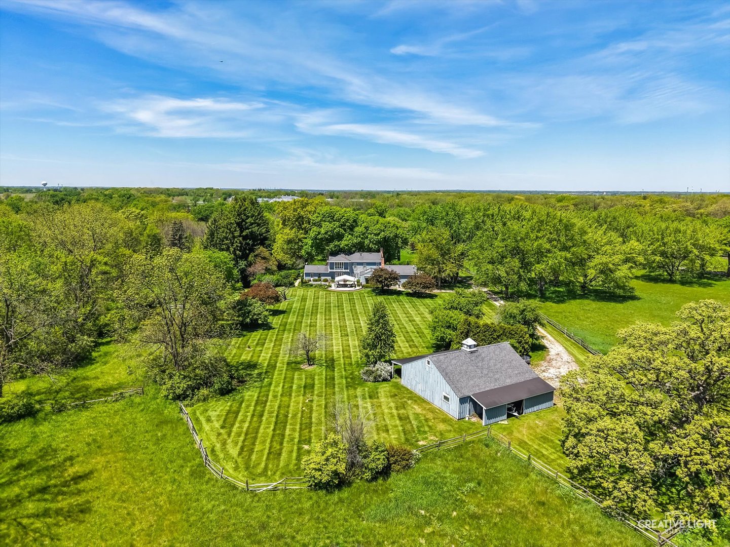 33W451 Surrey Road