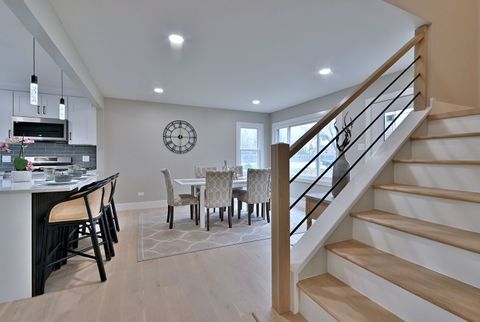 Tiny photo for 656 W Comstock Avenue, Elmhurst, IL 60126 (MLS # 12620215)