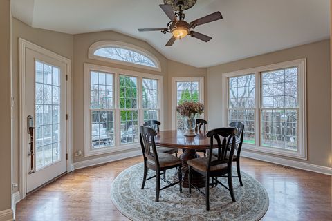 Tiny photo for 900 Christa Court, Elk Grove Village, IL 60007 (MLS # 12614479)