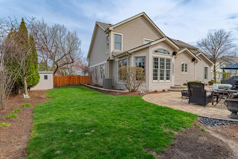 Tiny photo for 900 Christa Court, Elk Grove Village, IL 60007 (MLS # 12614479)