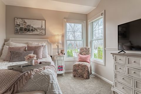 Tiny photo for 900 Christa Court, Elk Grove Village, IL 60007 (MLS # 12614479)