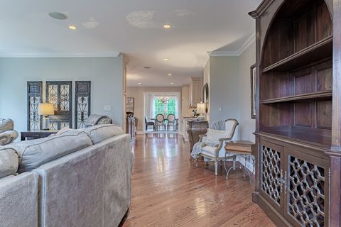 Tiny photo for 900 Christa Court, Elk Grove Village, IL 60007 (MLS # 12614479)