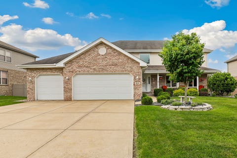 Photo of 820 Karen Lane, New Lenox, IL 60451 (MLS # 12653728)