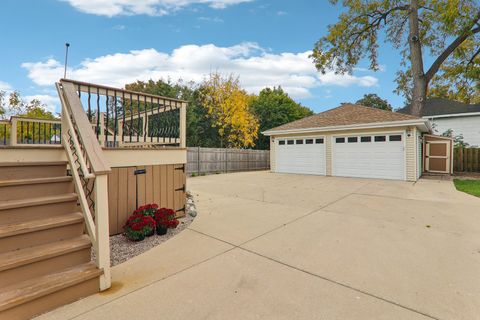 Tiny photo for 124 Hubbard Court, Wauconda, IL 60084 (MLS # 12499878)