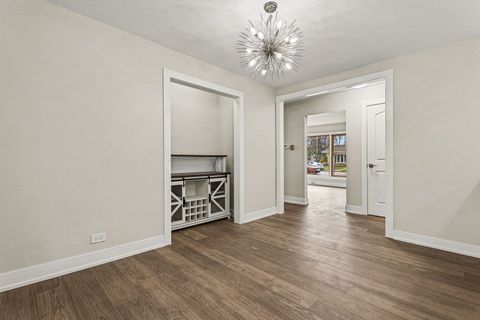 Tiny photo for 538 N Broadway Avenue, Park Ridge, IL 60068 (MLS # 12628314)