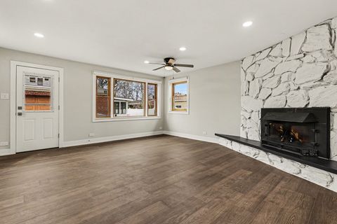 Tiny photo for 538 N Broadway Avenue, Park Ridge, IL 60068 (MLS # 12628314)