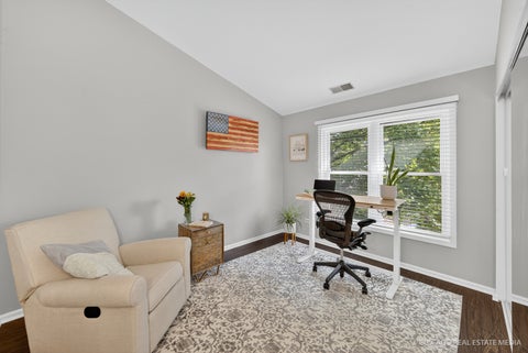 Tiny photo for 2013 N Coldspring Road, Arlington Heights, IL 60004 (MLS # 12764893)