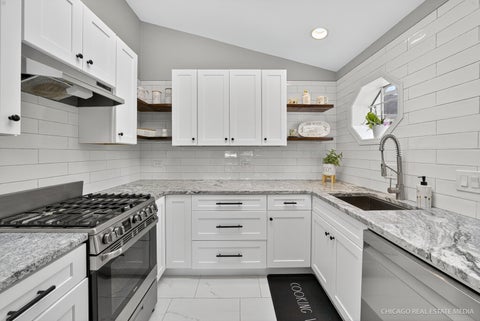 Tiny photo for 2013 N Coldspring Road, Arlington Heights, IL 60004 (MLS # 12764893)