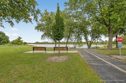 Tiny photo for 2013 N Coldspring Road, Arlington Heights, IL 60004 (MLS # 12764893)